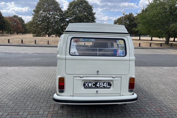 1973 Volkswagen Westfalia &ndash; Rear View