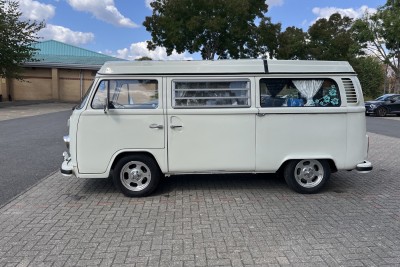 1973 Volkswagen T2 Westfalia Campervan &ndash; 1911cc Engine, Full Restoration | G&rsquo;Day Kombis
